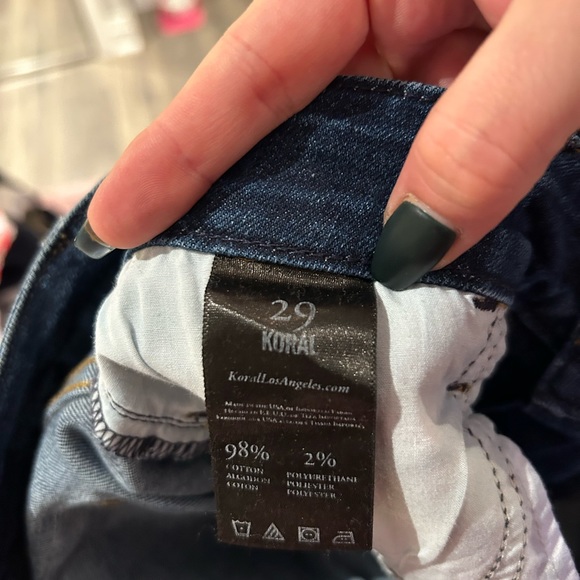 Koral, medium wash boot cut Jean, 29 - Picture 4 of 4